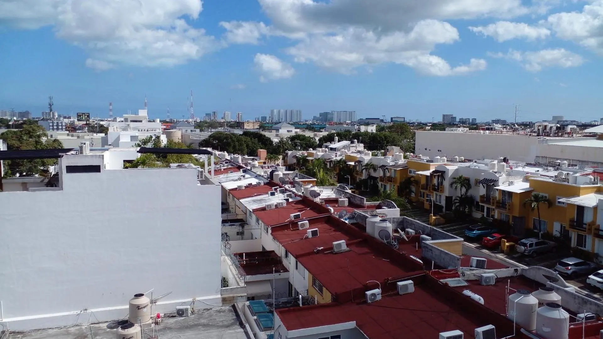 Torre Yax-Che Urban Center Apartment Cancun